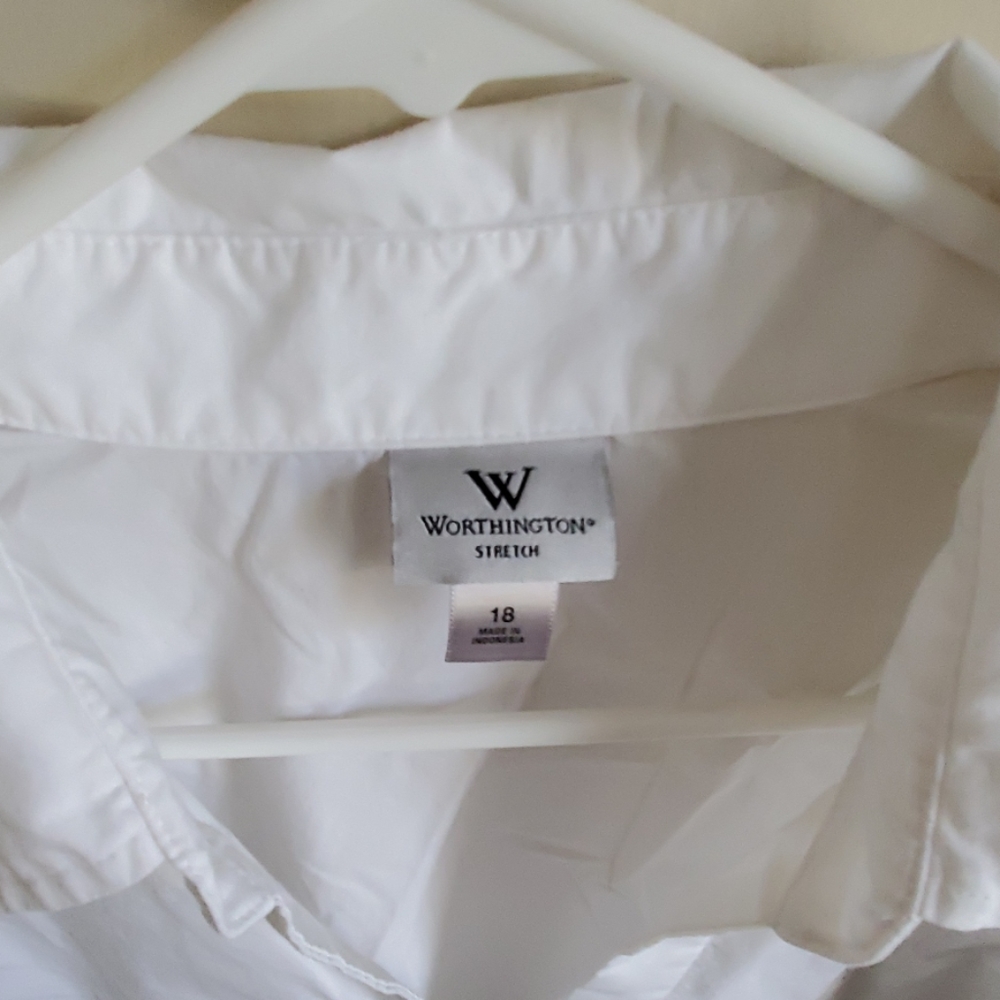 White, gorgeous button up.